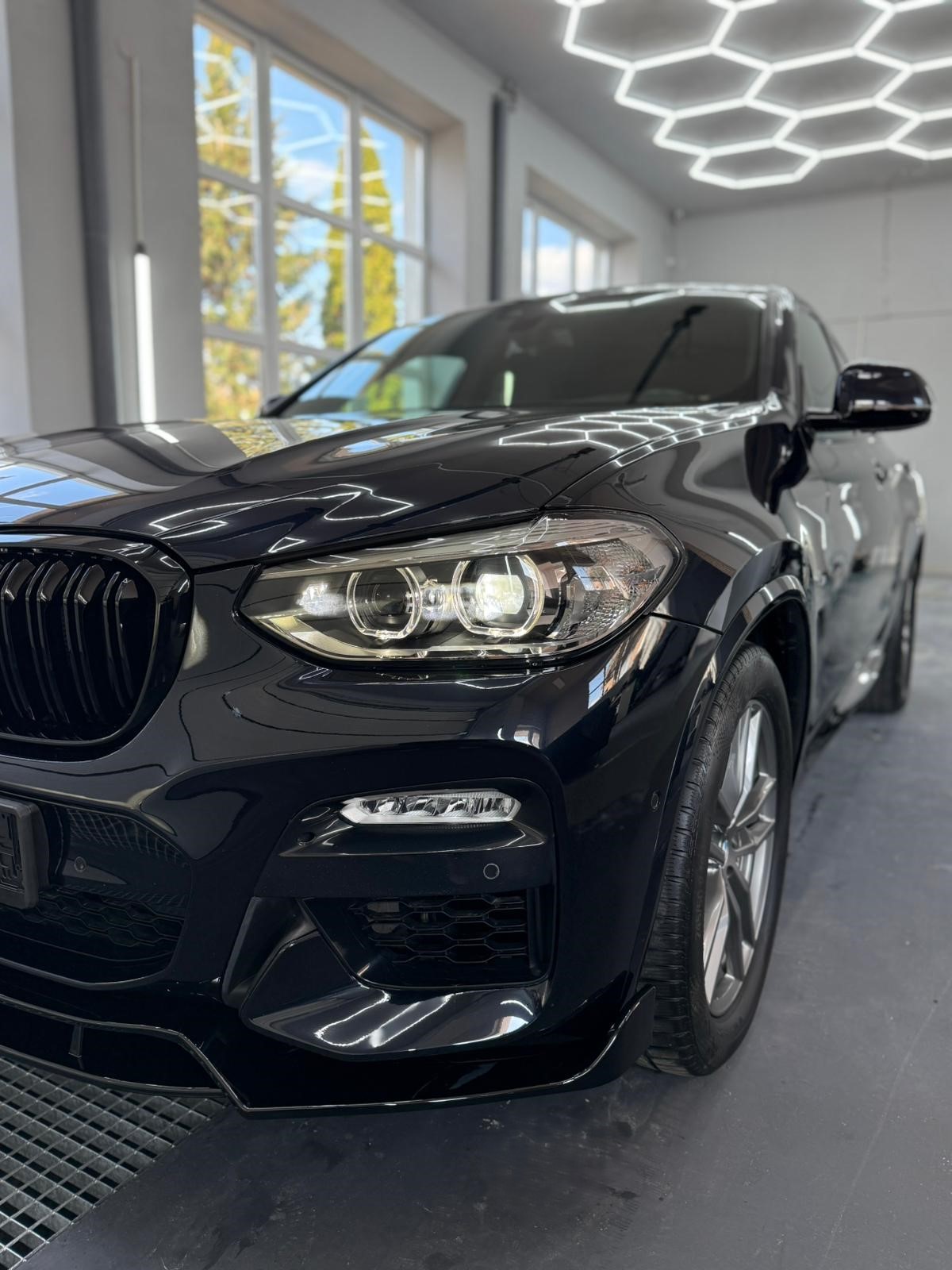 Dechroming i stylizacja BMW X4 - Fast Custom